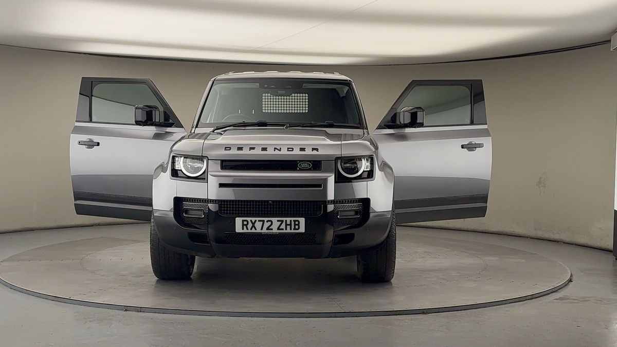 More views of Land Rover Defender 90