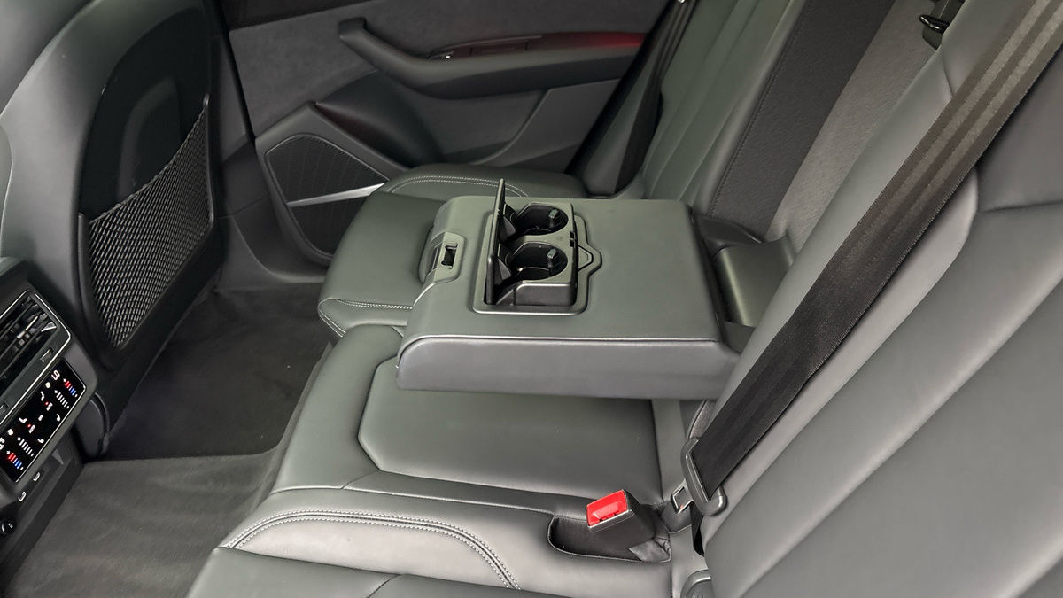 Audi Q8 Image 9