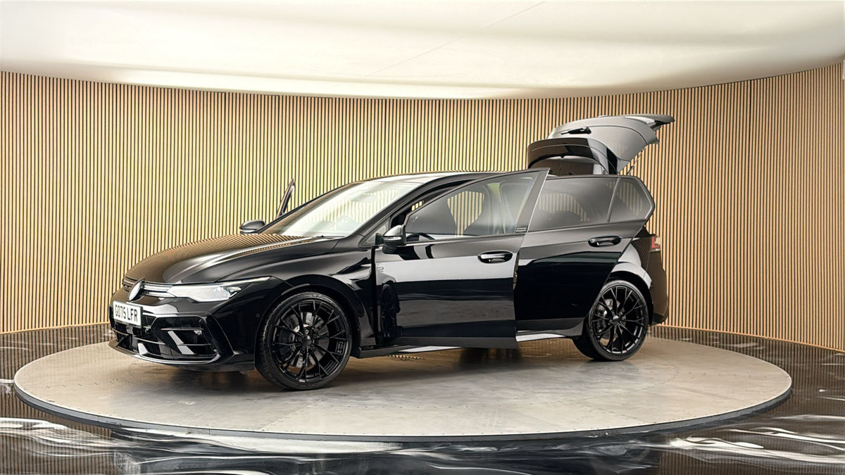 More views of Volkswagen Golf