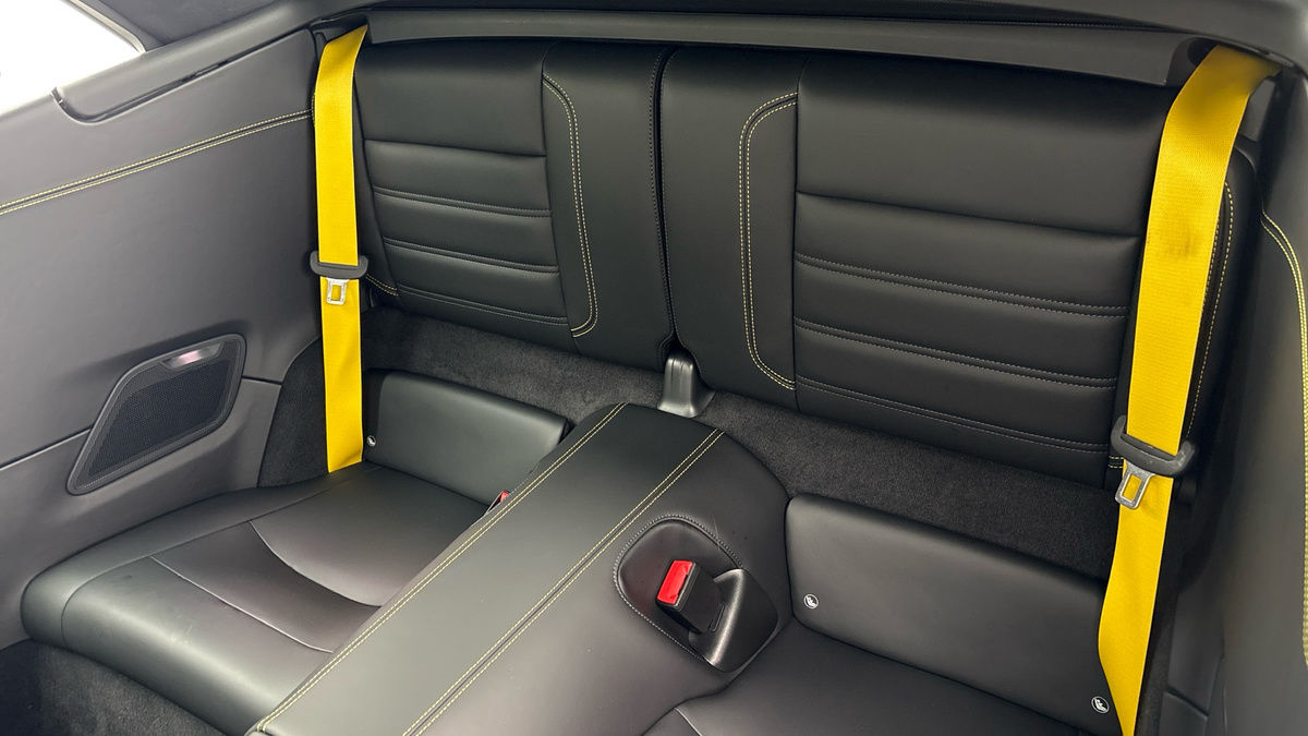 Porsche 911 Image 8
