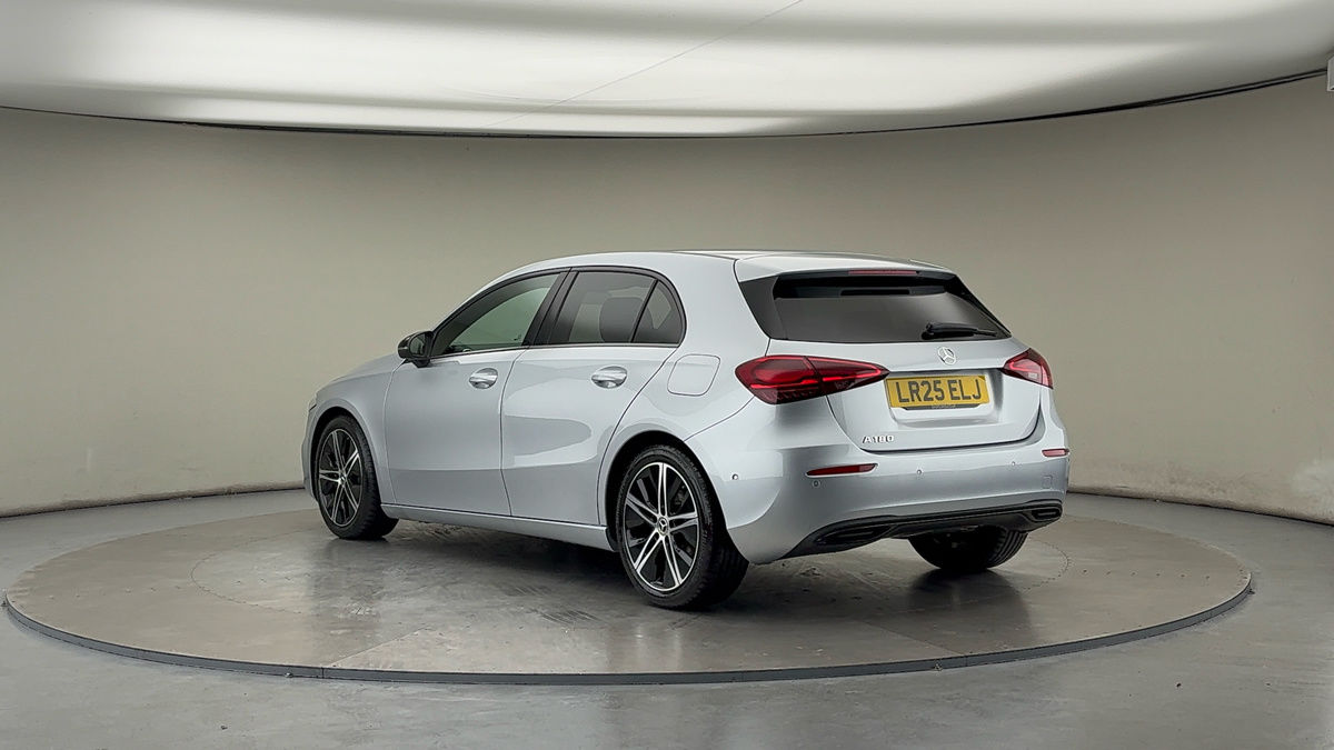Mercedes-Benz A Class Image 2