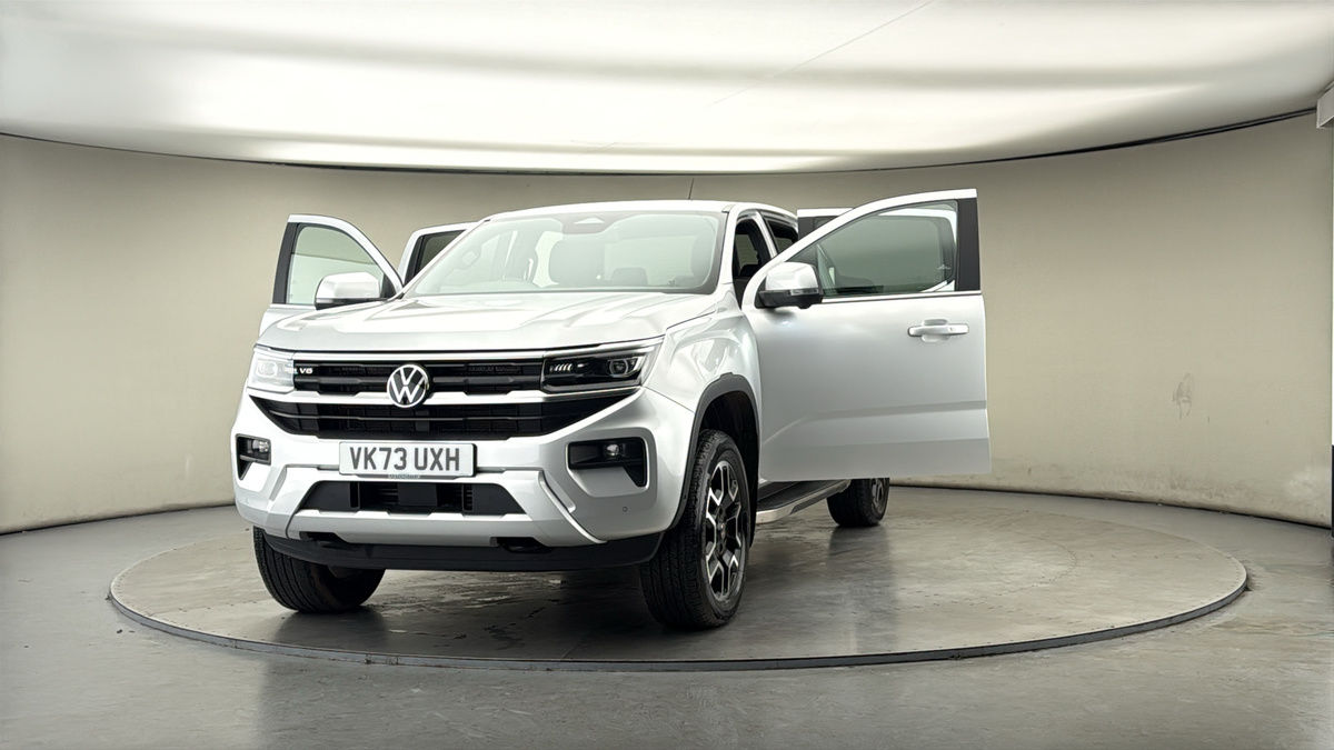 More views of Volkswagen Amarok