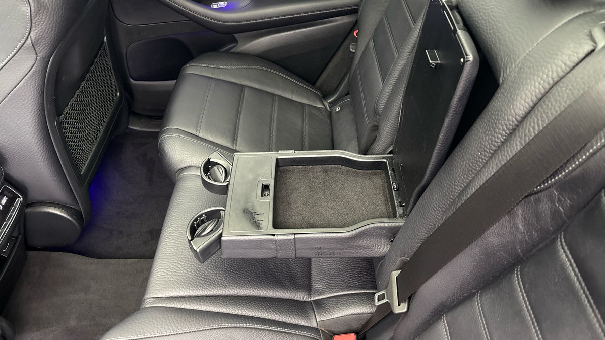 Mercedes-Benz GLS Image 9