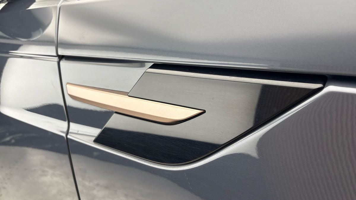 Land Rover Range Rover Sport Image 37