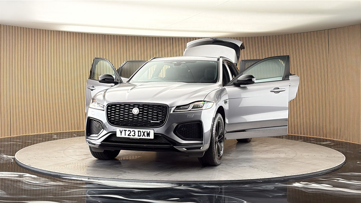 More views of Jaguar F-PACE
