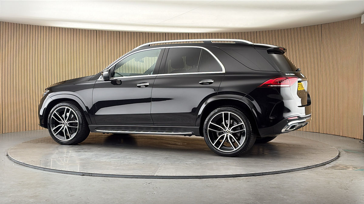 More views of Mercedes-Benz GLE