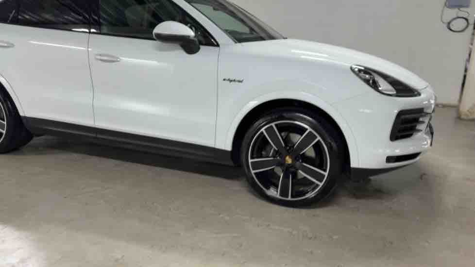 More views of Porsche Cayenne