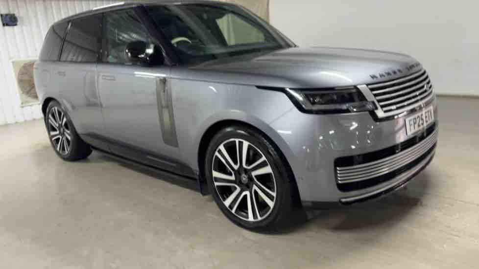 More views of Land Rover Range Rover