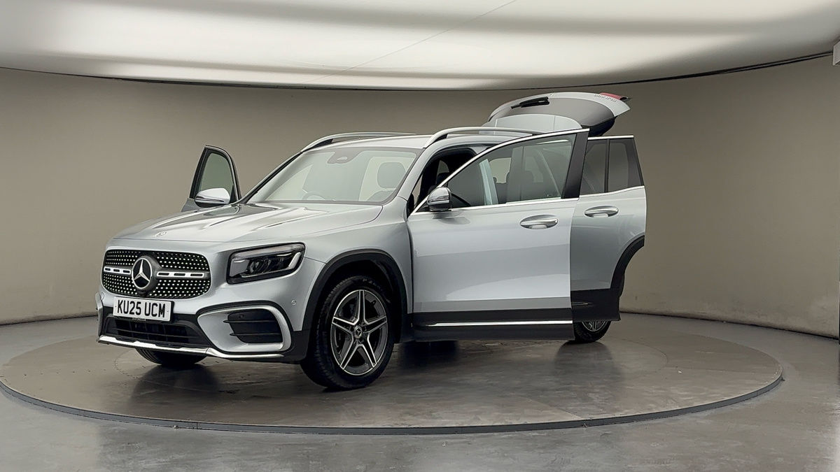 More views of Mercedes-Benz GLB