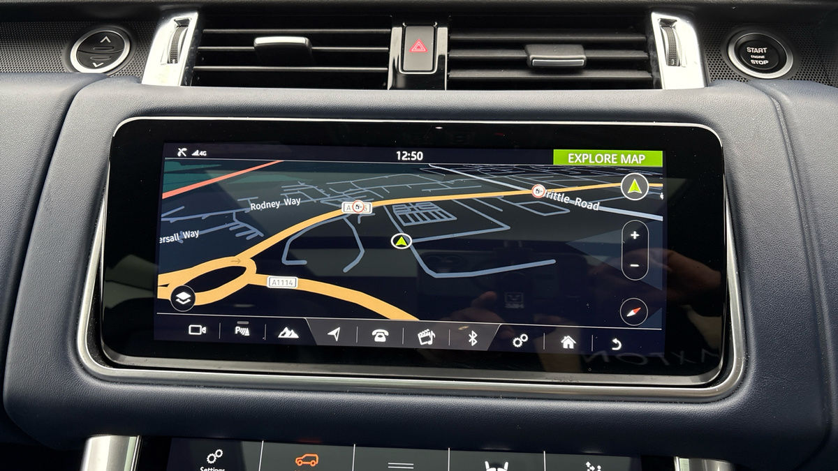 Land Rover Range Rover Sport Image 17