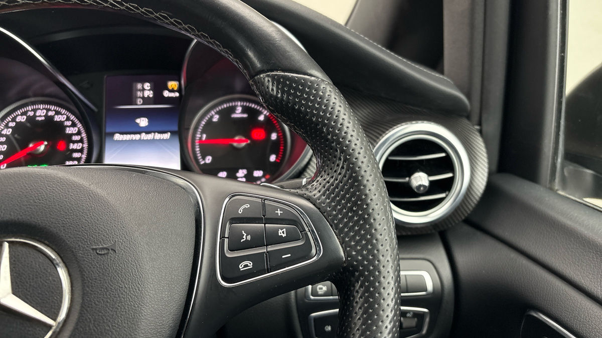 Mercedes-Benz V Class Image 14