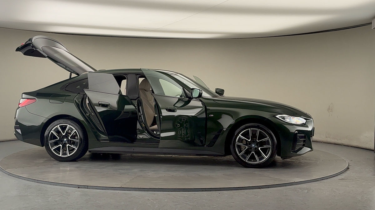 More views of BMW i4