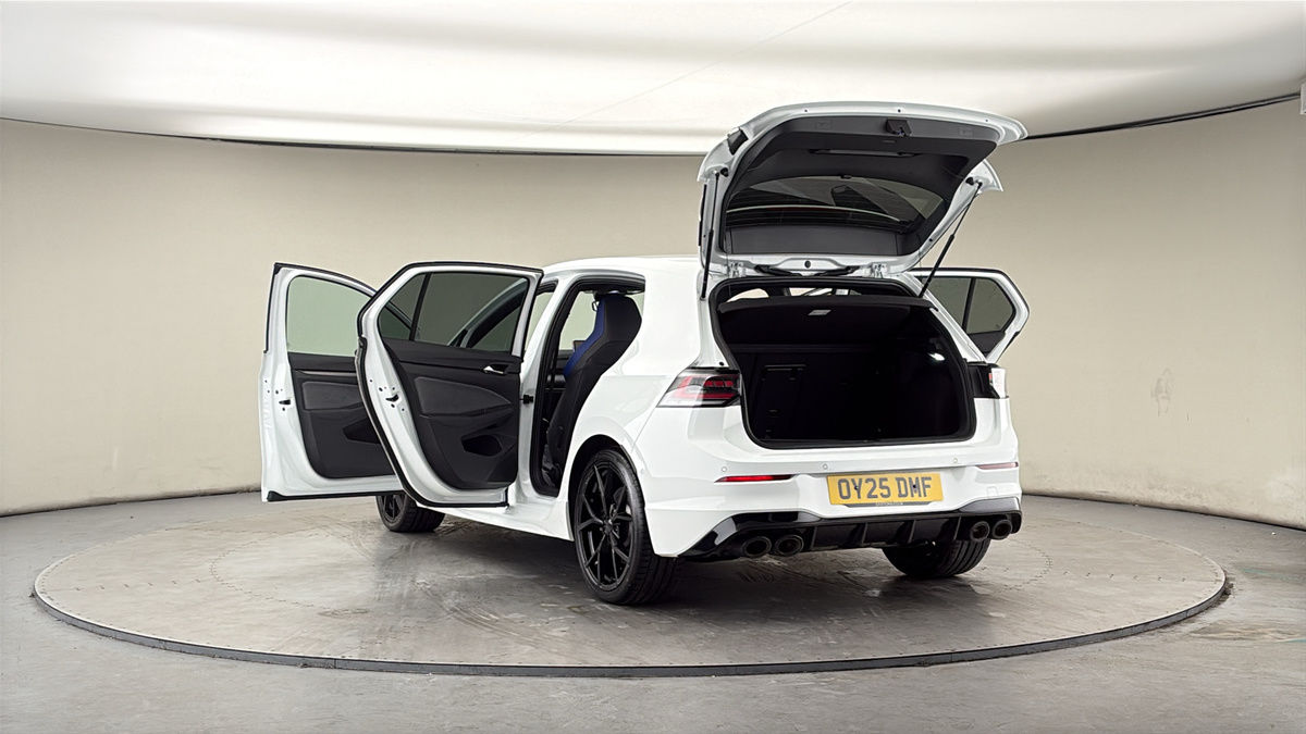More views of Volkswagen Golf