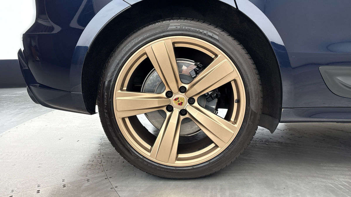 Porsche Macan Image 10