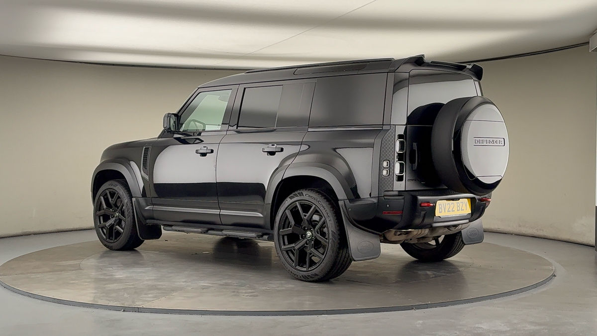More views of Land Rover Defender 110