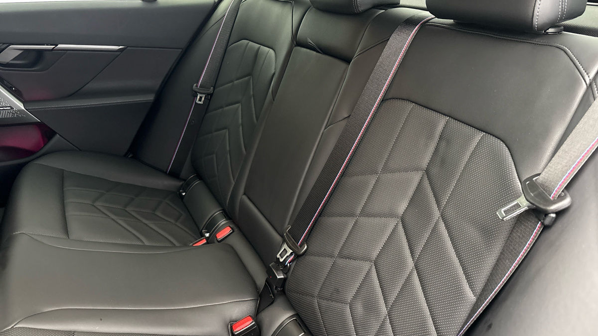 BMW i5 Image 8