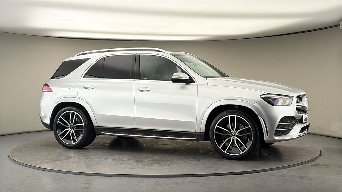 More views of Mercedes-Benz GLE