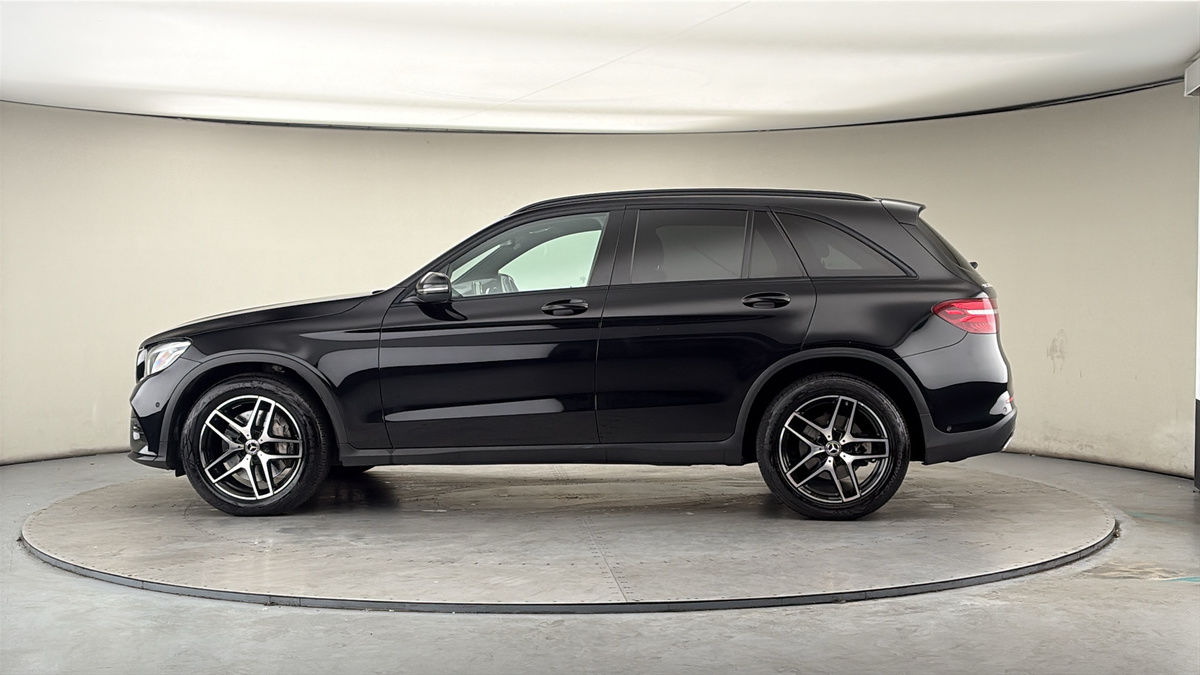 More views of Mercedes-Benz GLC