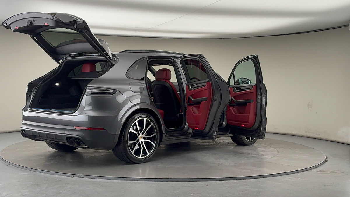 More views of Porsche Cayenne