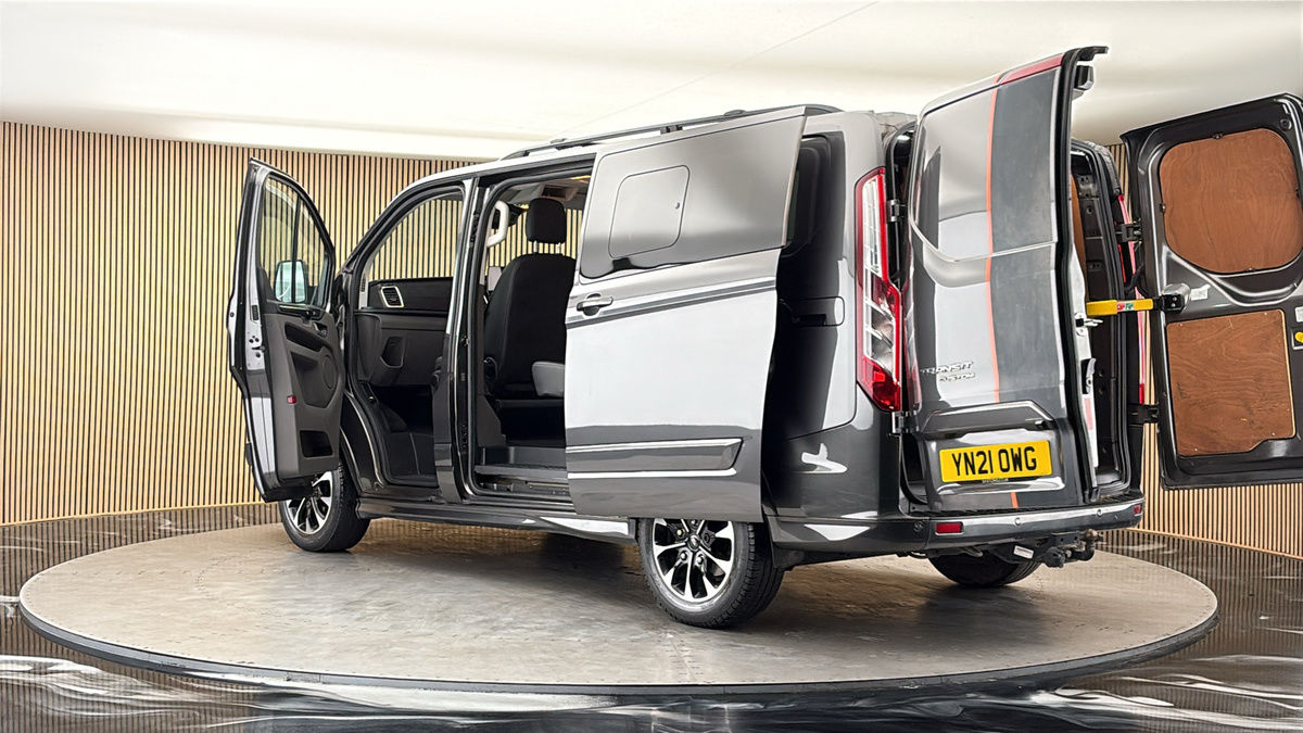 More views of Ford Transit Custom