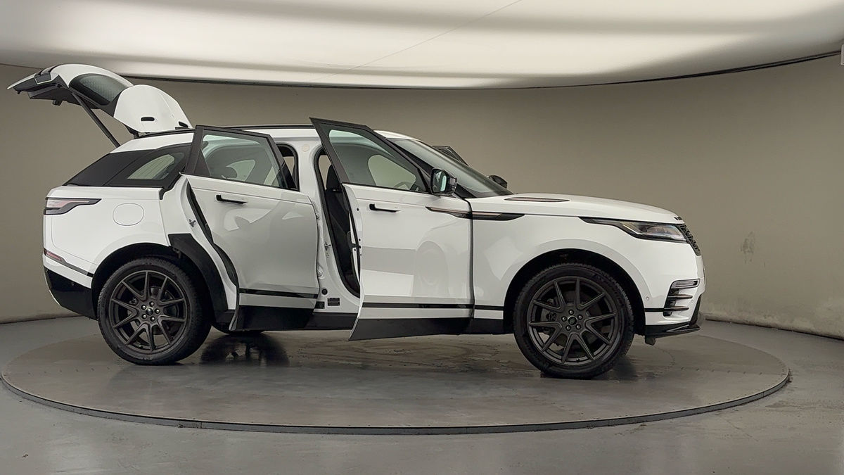 More views of Land Rover Range Rover Velar