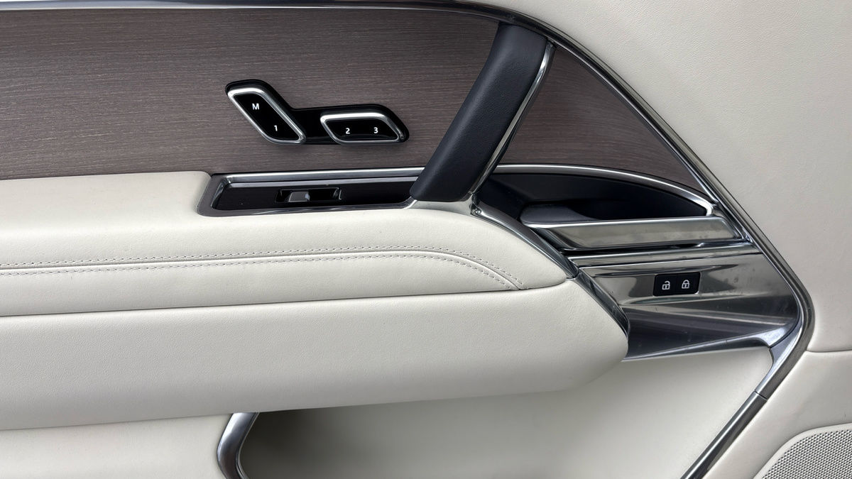 Land Rover Range Rover Image 19