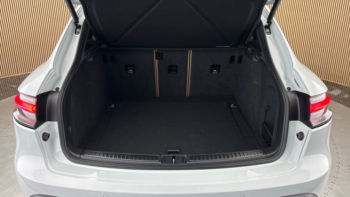 Porsche Macan Image 11