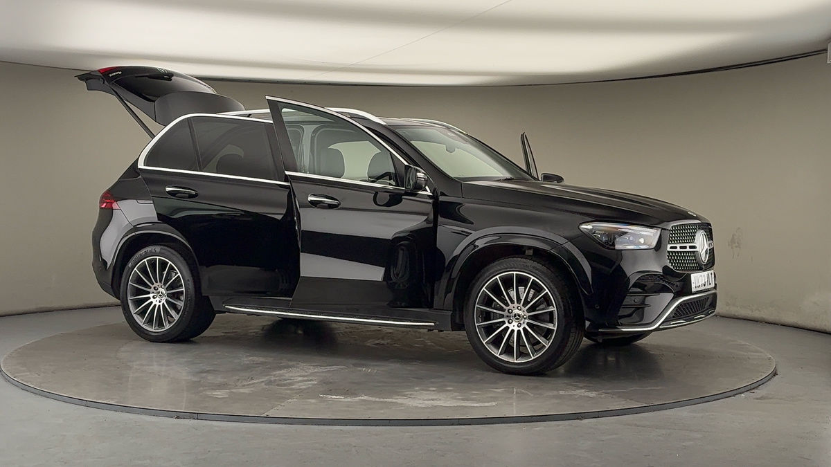 More views of Mercedes-Benz GLE