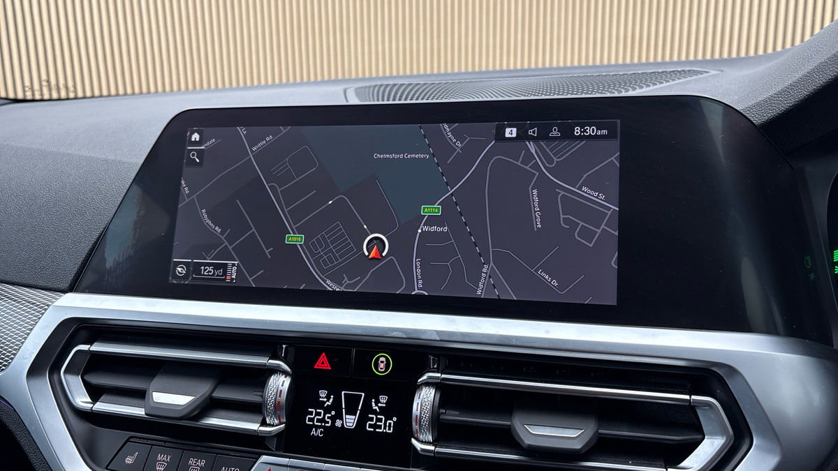 BMW 3 Series Image 17