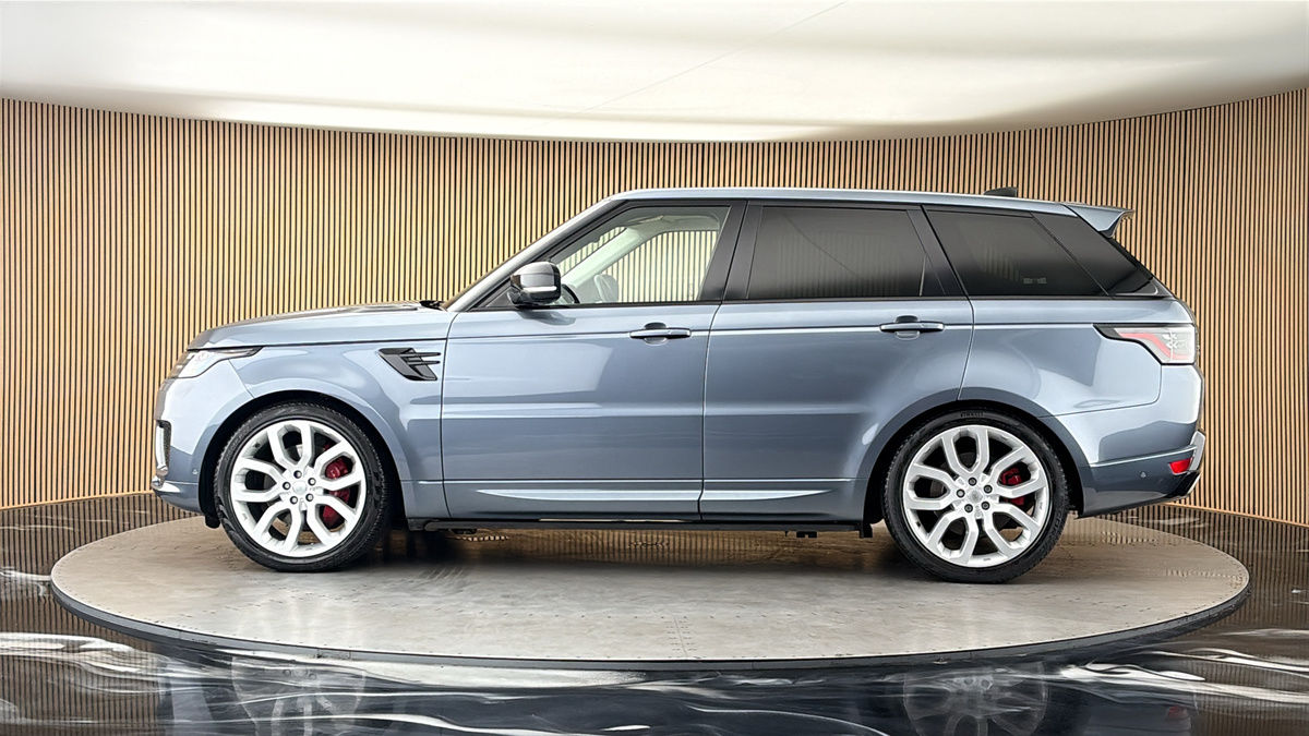 More views of Land Rover Range Rover Sport