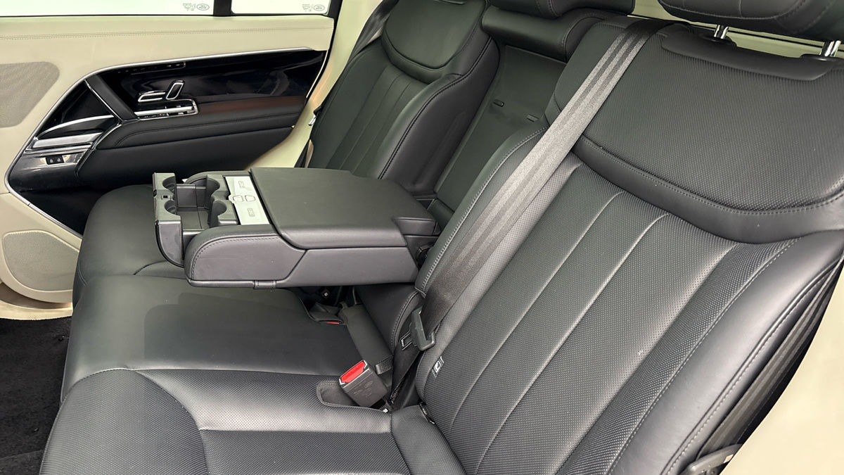 Land Rover Range Rover Image 9