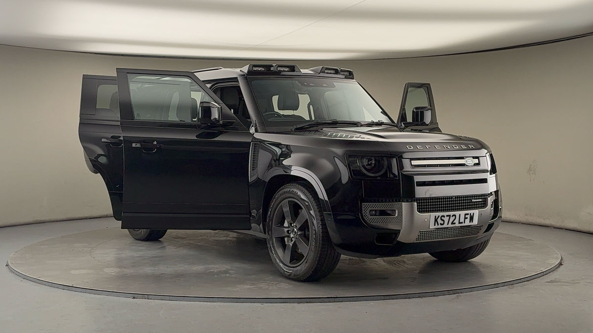 More views of Land Rover Defender 110