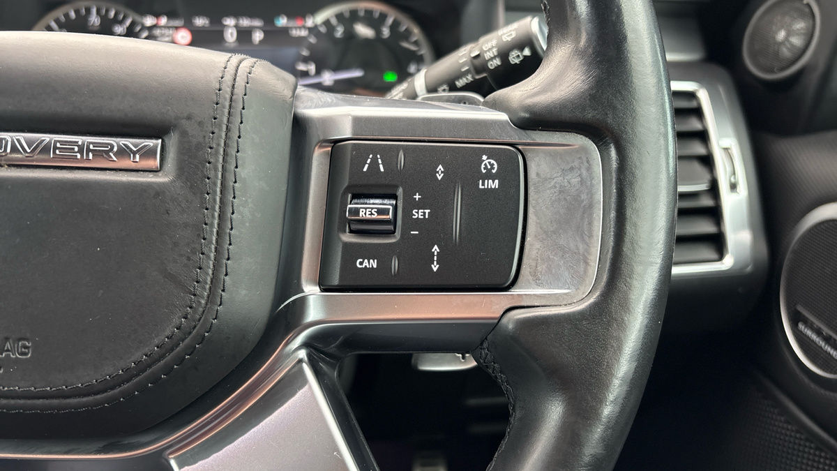 Land Rover Discovery Image 14