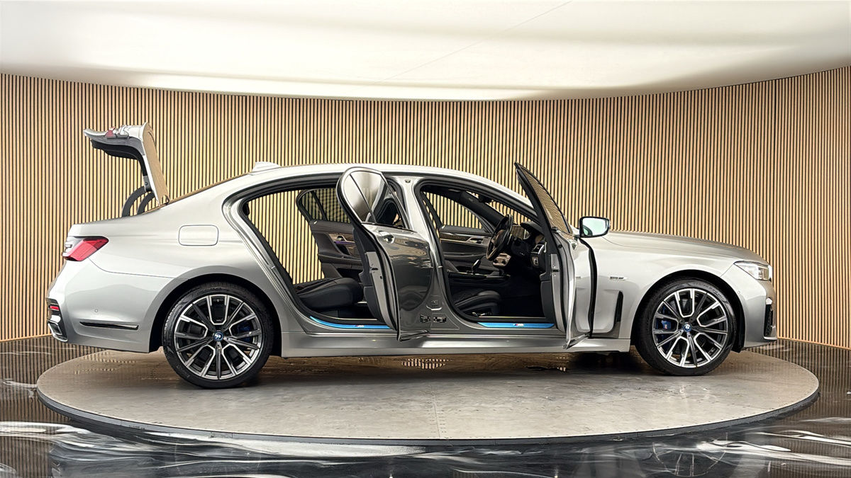More views of BMW 7 Series