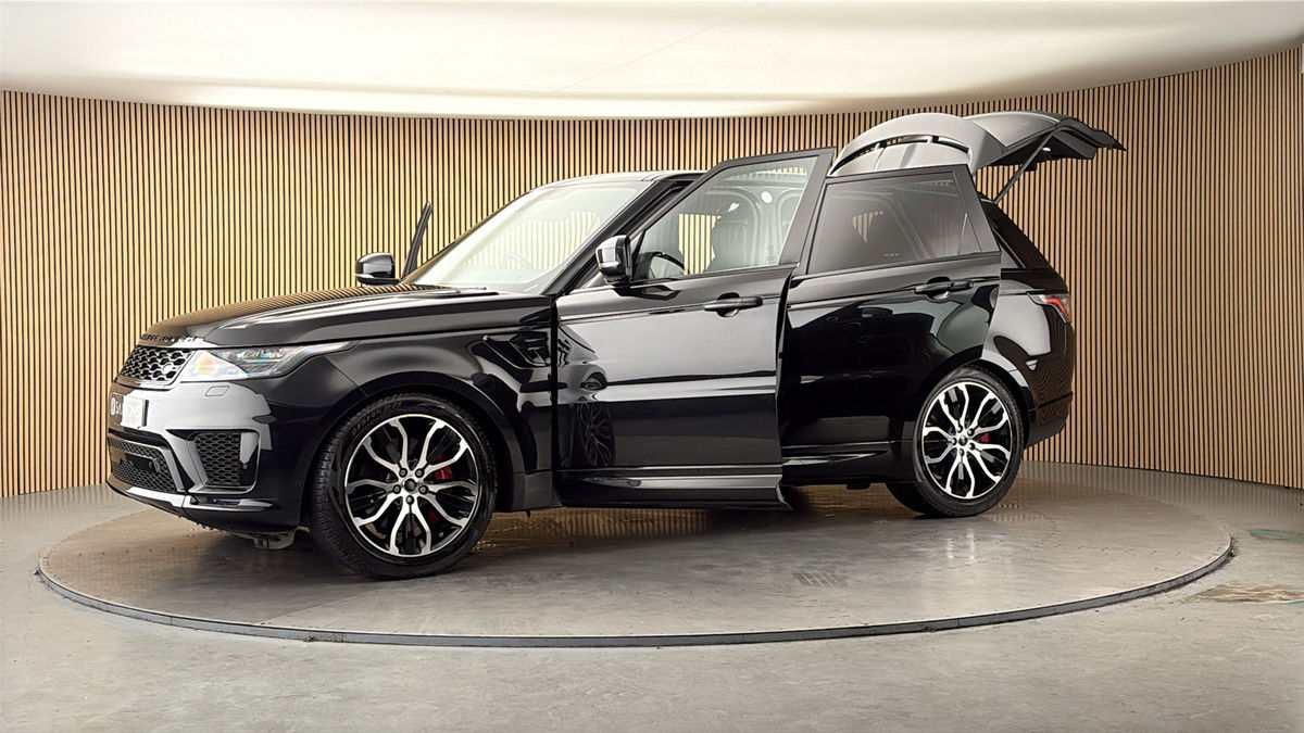 More views of Land Rover Range Rover Sport