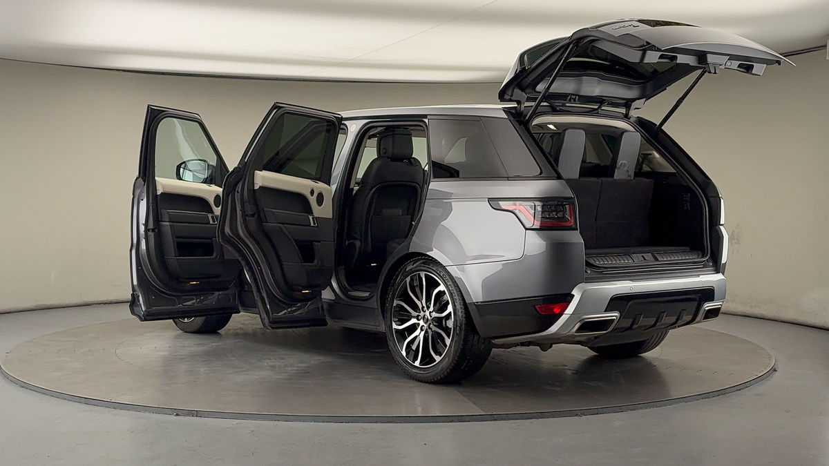 More views of Land Rover Range Rover Sport