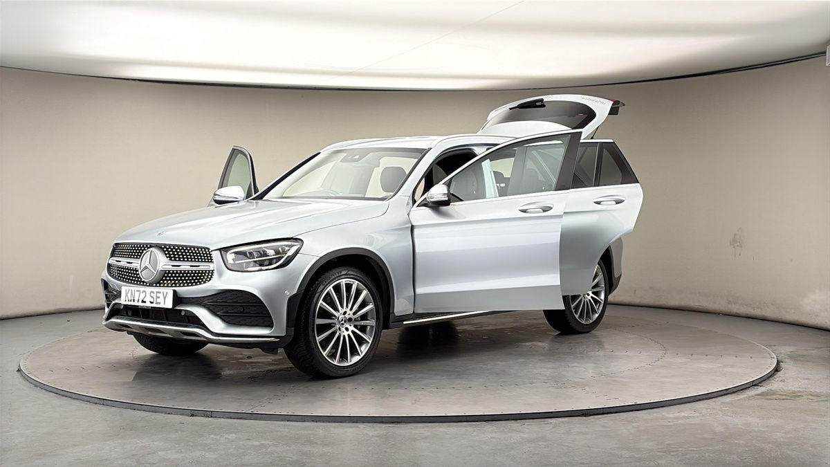 Mercedes-Benz GLC Image 22
