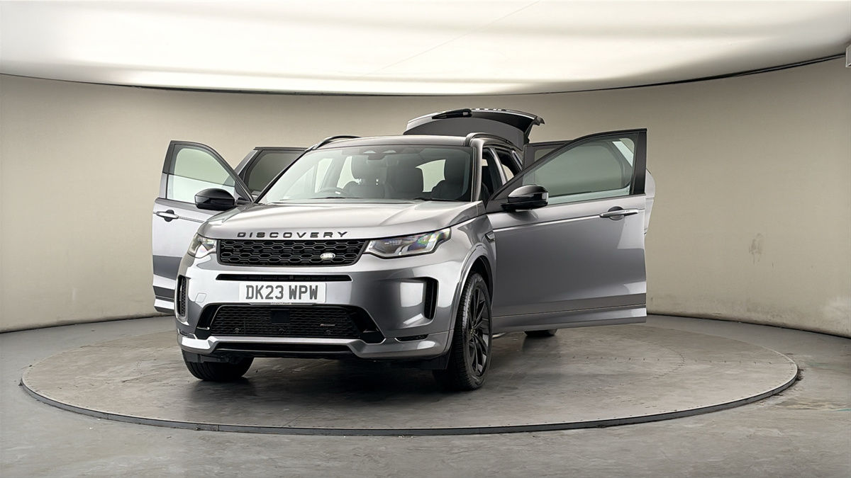More views of Land Rover Discovery Sport