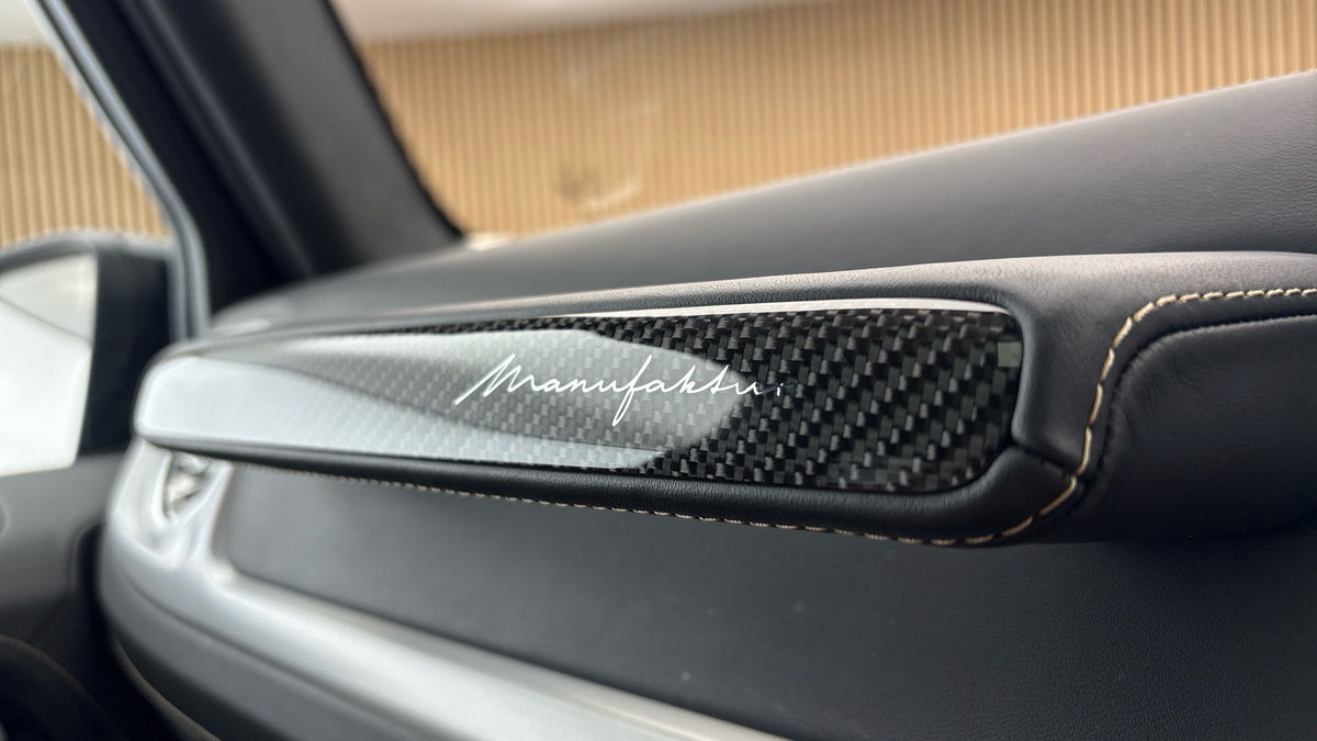 Mercedes-Benz G Class Image 36