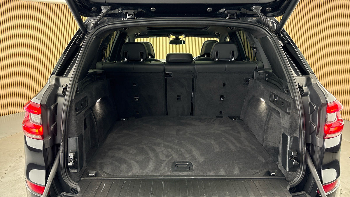 BMW X5 Image 11