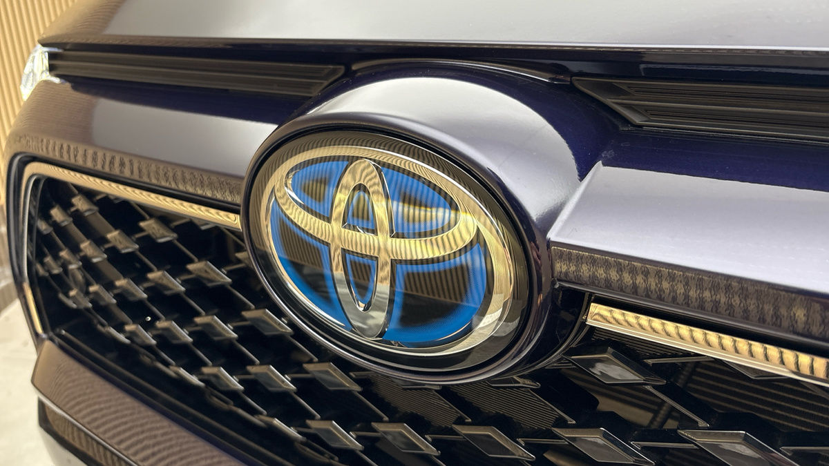 Toyota RAV4 Image 24