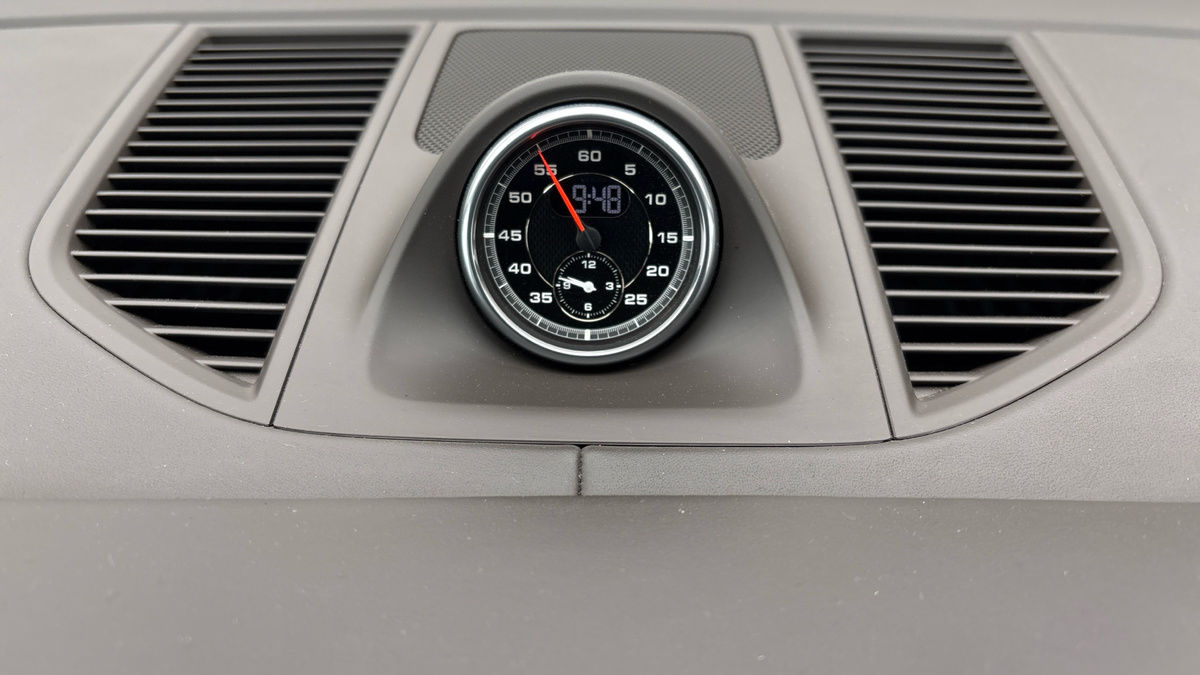 Porsche Macan Image 25