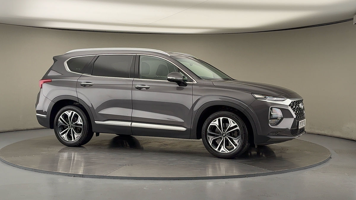 More views of Hyundai Santa Fe