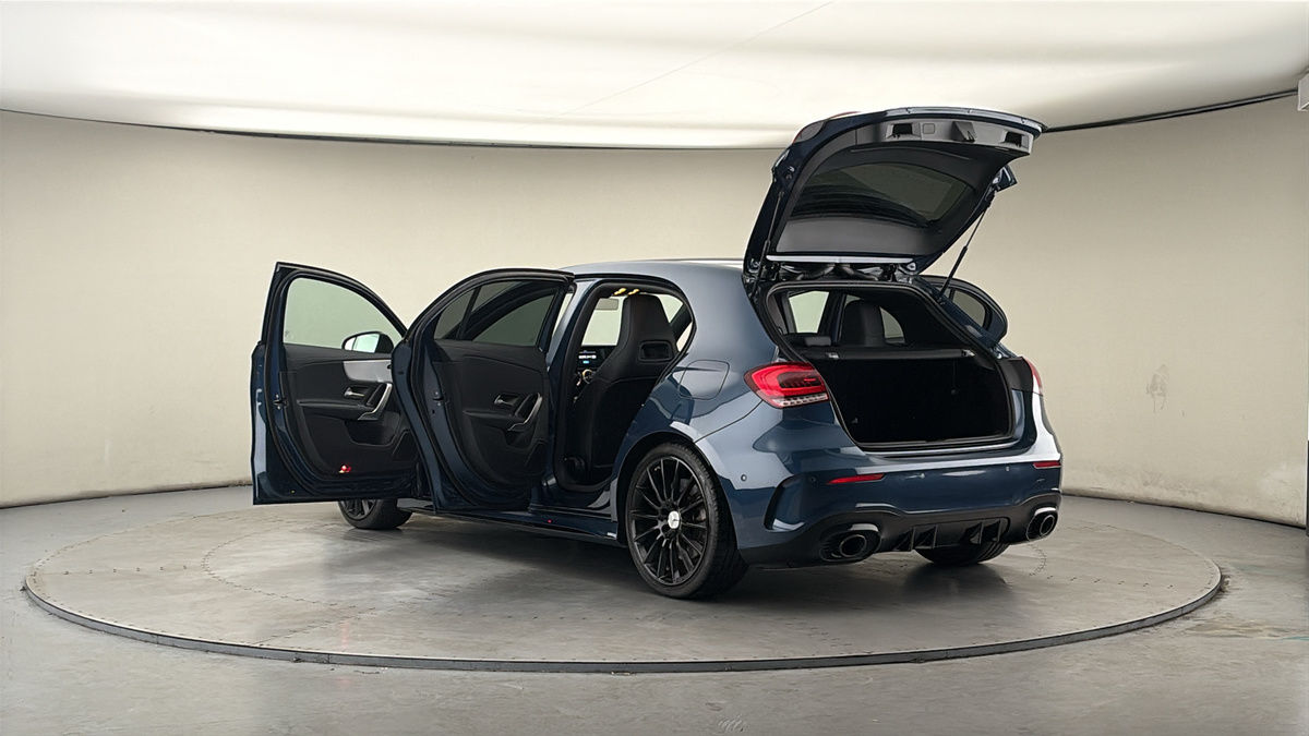 Mercedes-Benz A Class Image 23