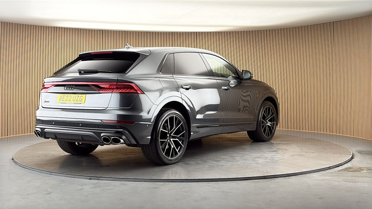 More views of Audi SQ8