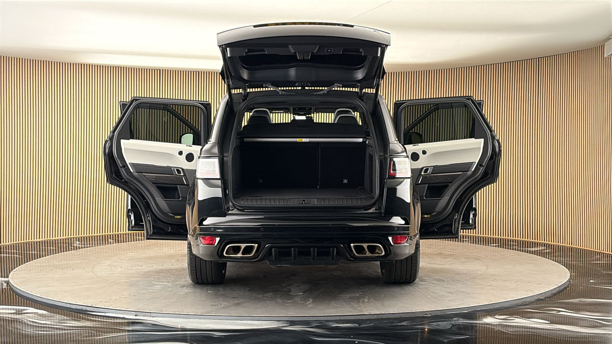 More views of Land Rover Range Rover Sport