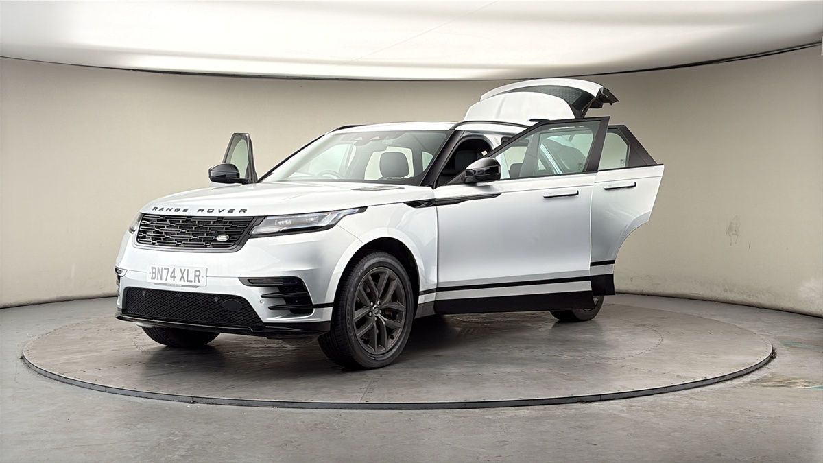 More views of Land Rover Range Rover Velar