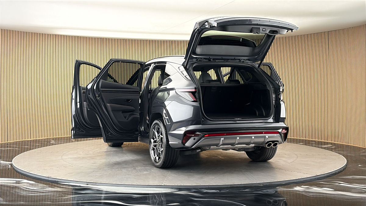More views of Hyundai TUCSON