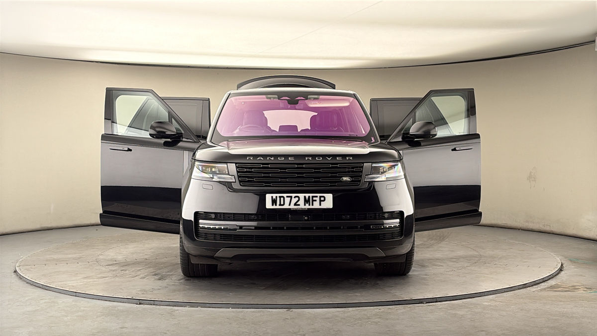 More views of Land Rover Range Rover