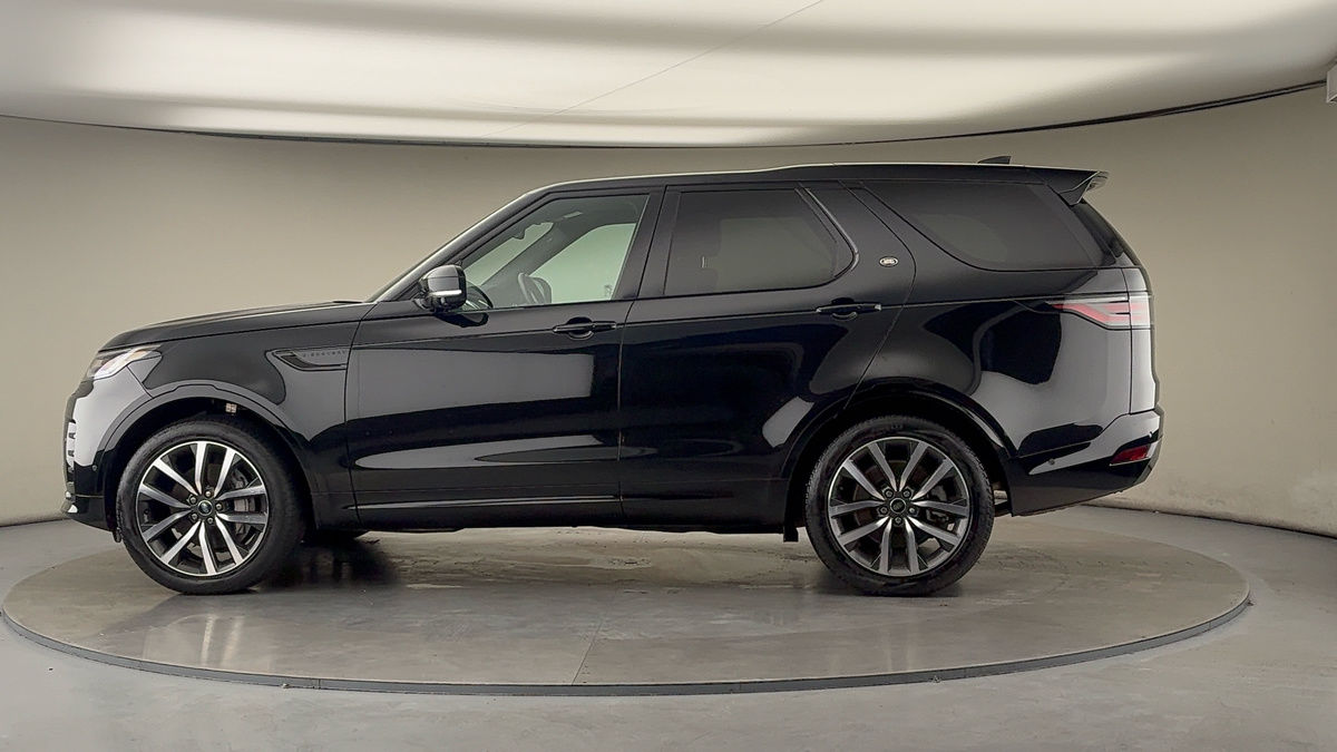 More views of Land Rover Discovery